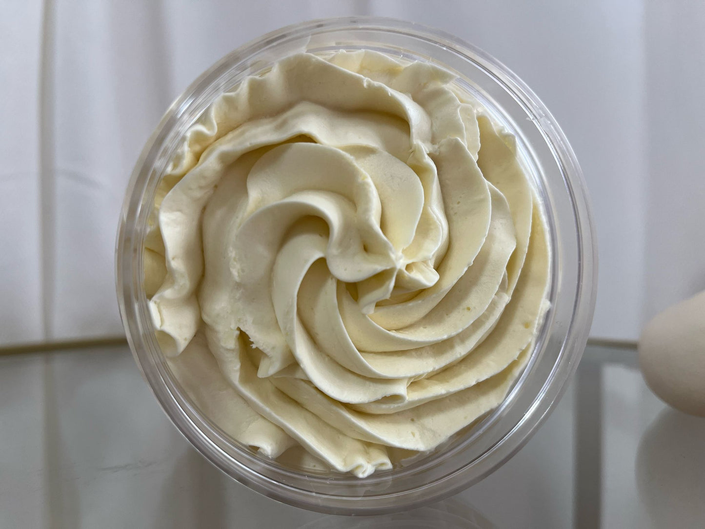 ★★★★★ CHANTILLY CORPS ET CHEVEUX